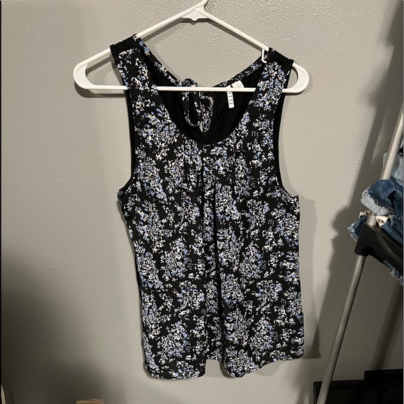 Floral tank top - Picture 1 of 2